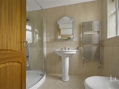 Picture 19